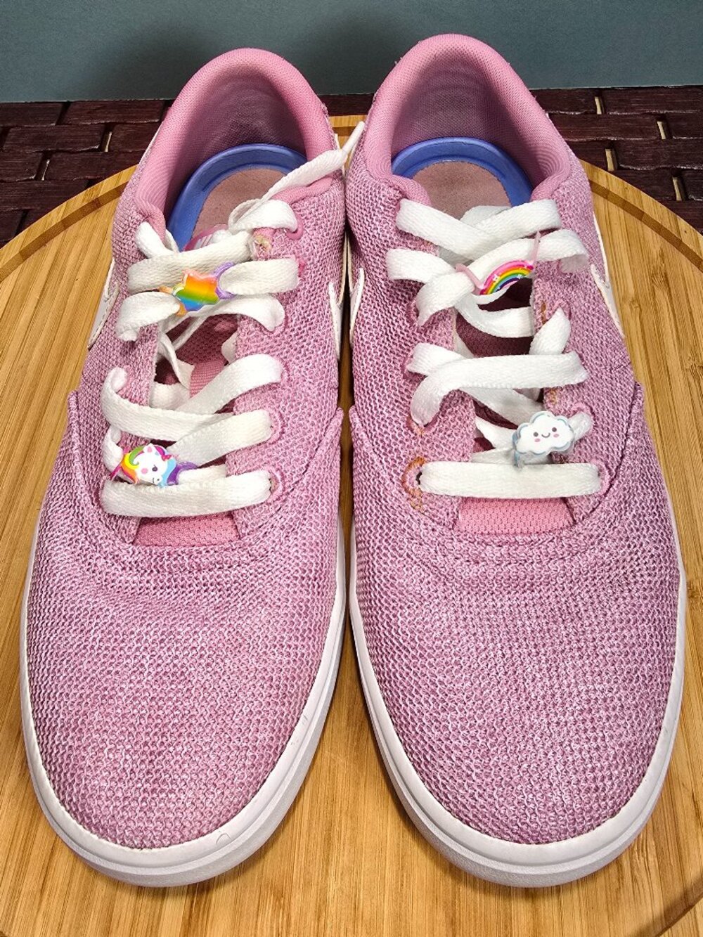 Size 7 - Nike SB Solarsoft Tie Up Canvas Pink Shoelace Embellishments